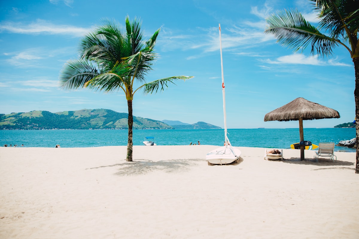 Mazu Beach Club pool and beachfront venue at Balangan